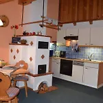 Holdhaeusl سخلادميخ